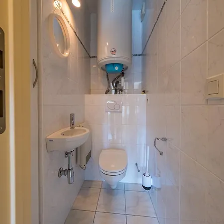 Flat Near Leopoldlaan With Side Sea View, Cleaning Included Apartment